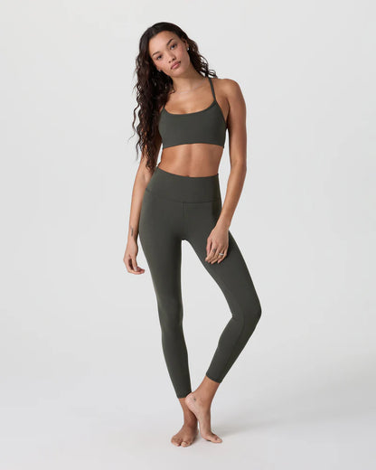 Green sports bra and leggings - Vuori AllTheFeels Bra